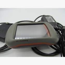 Garmin Dakota 20 GPS – Very good condition – Original box, Topo 2026 map & Cables