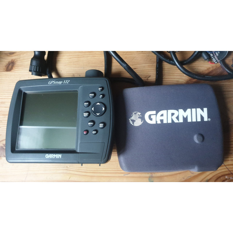 Garmin GPSMAP 172 chartplotter - used boat equipment